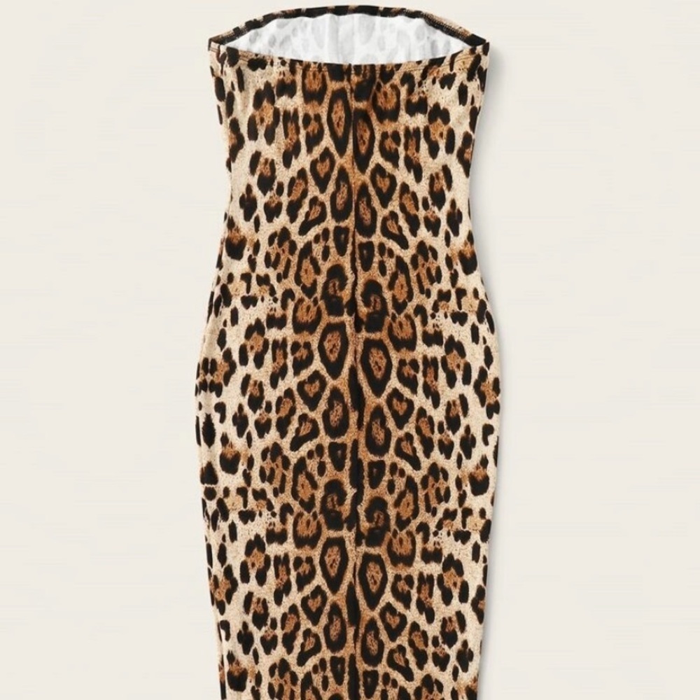 🌺NEW INVENTORY Leopard Print Tube Body-con MIDI Dress🌺 - Picture 3 of 5